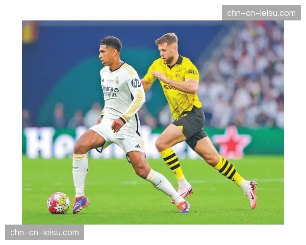 欧冠主题公益跑在伦敦举行,为社区足球项目募捐