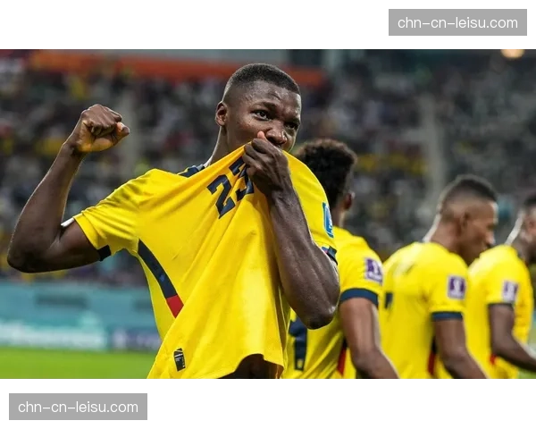 孔布瓦尔执教巴黎FC六场不败的战术革命